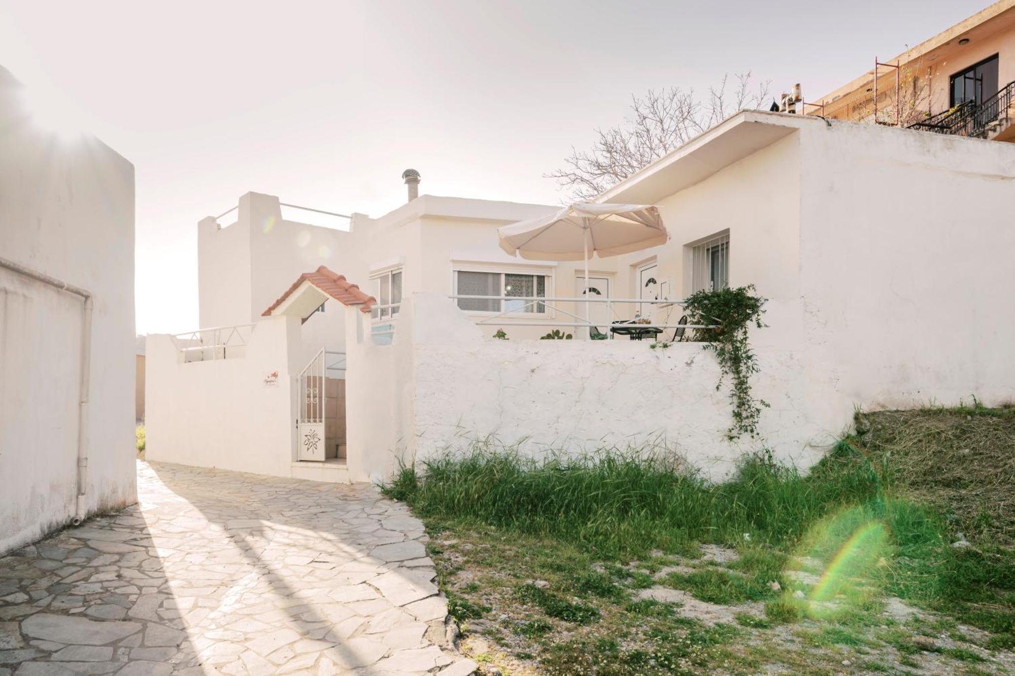 Olympia'S Cozy Guesthouse Psinthos Buitenkant foto